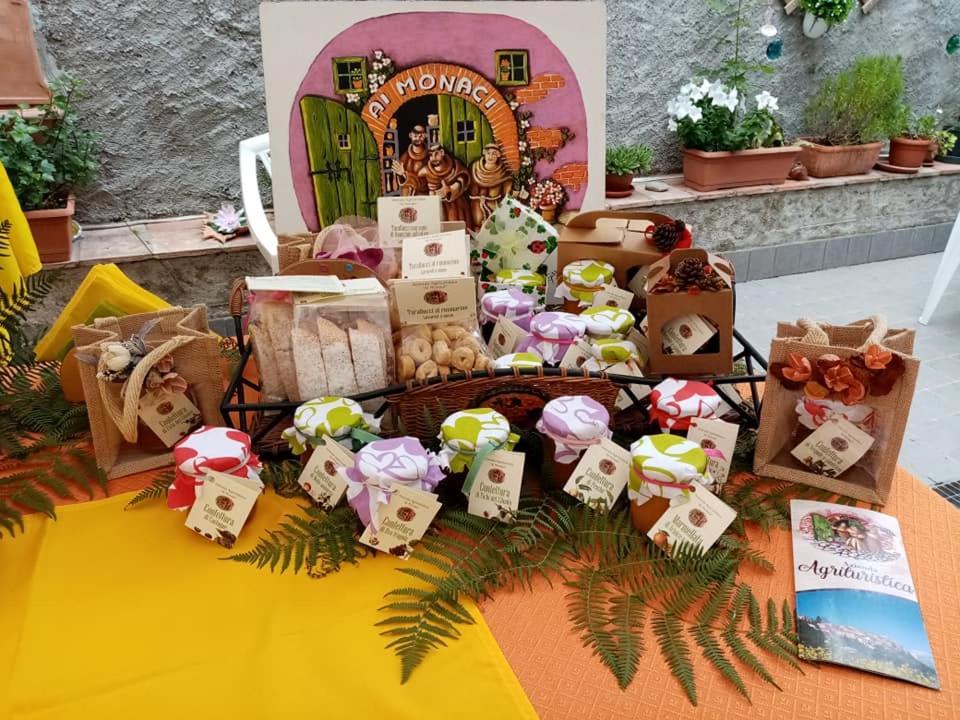 Agriturismo Ai Monaci Montano Antilia Eksteriør bilde
