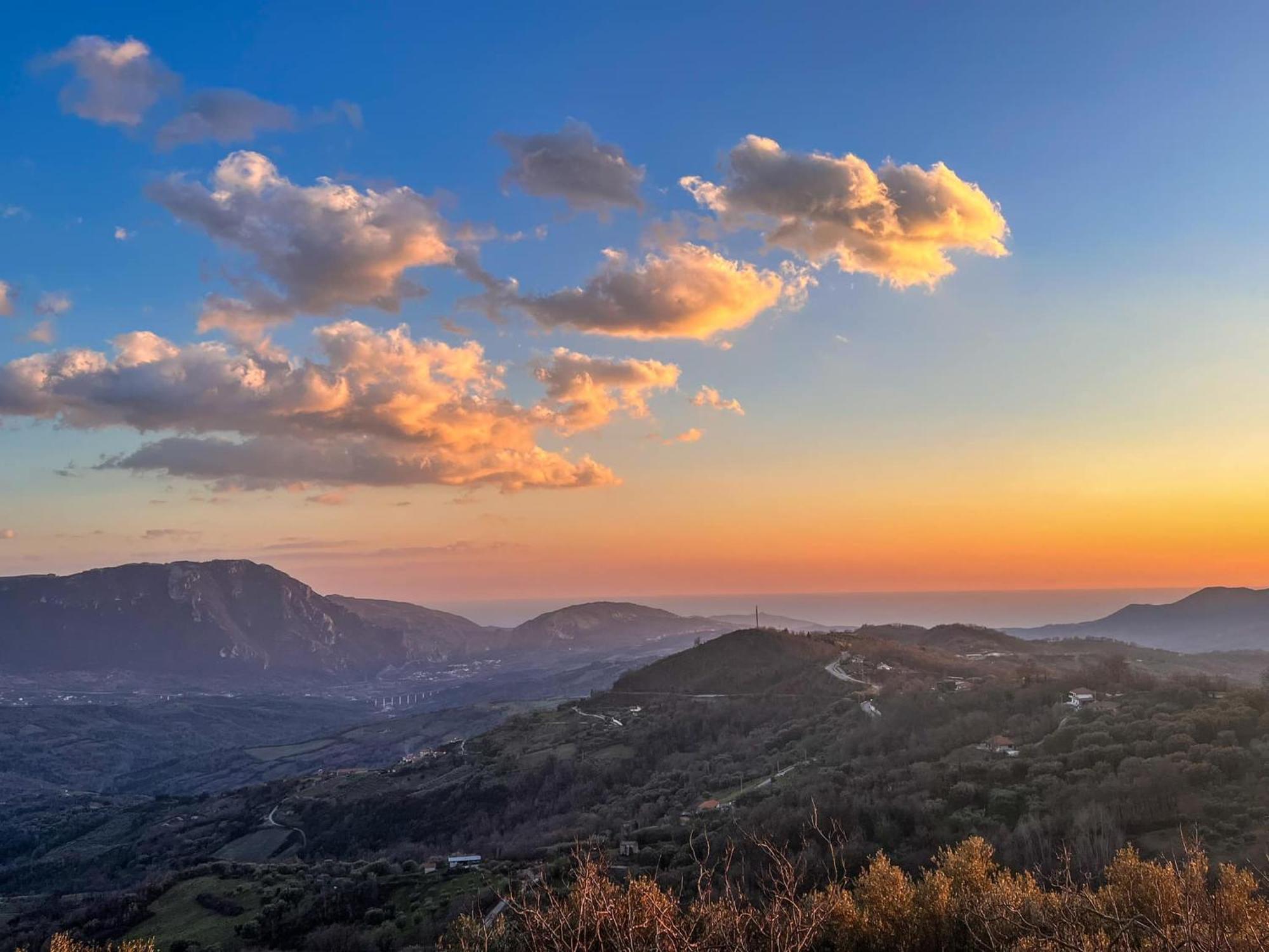 Agriturismo Ai Monaci Montano Antilia Eksteriør bilde
